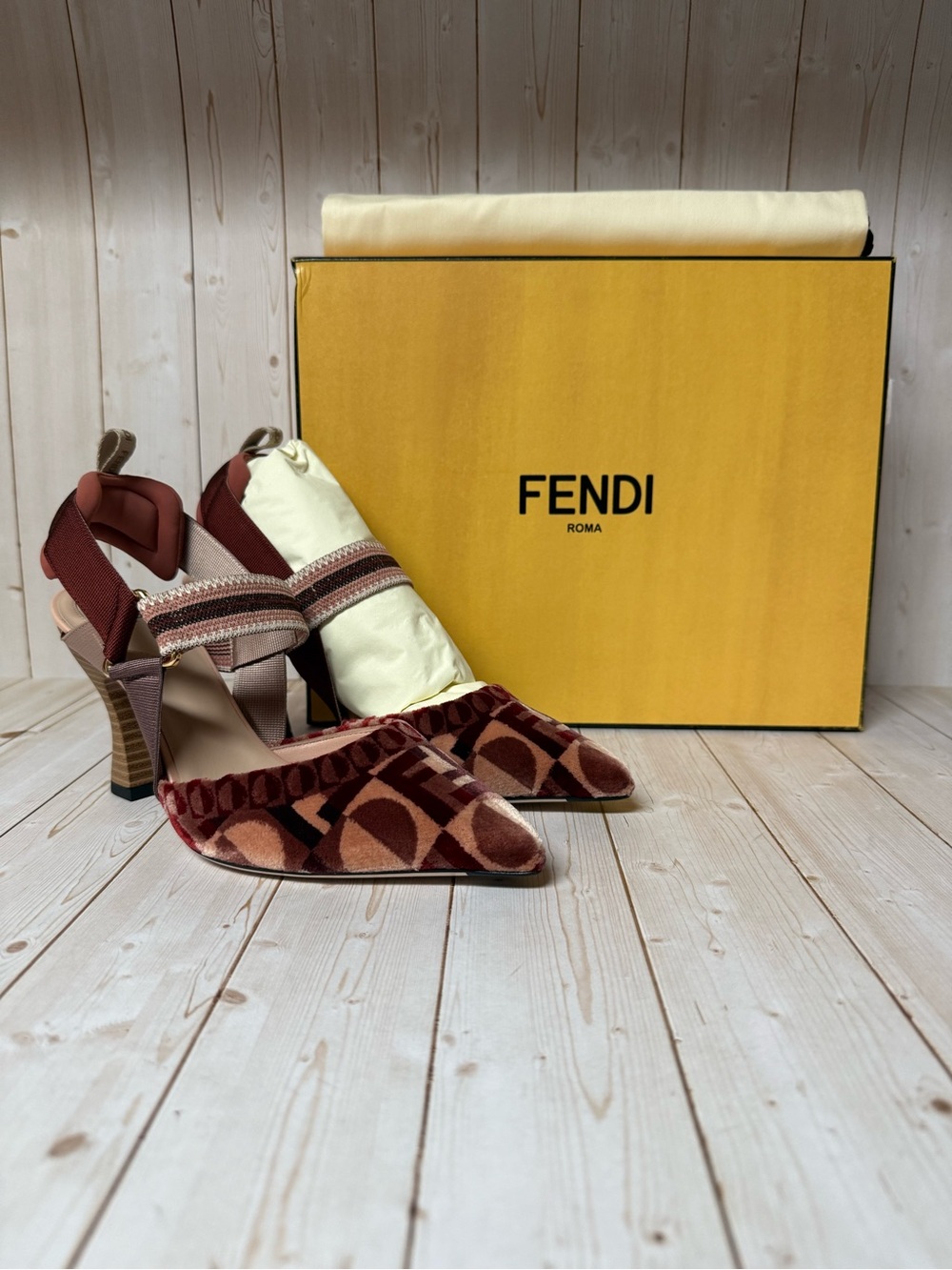 Fendi Colibri Pointed-Toe Slingback Pump Beige/Rose Multicolor Sz 36.5 / 6.5